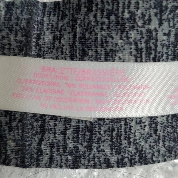 Pink Victoria's Secret Bracelet - Picture 5 of 7